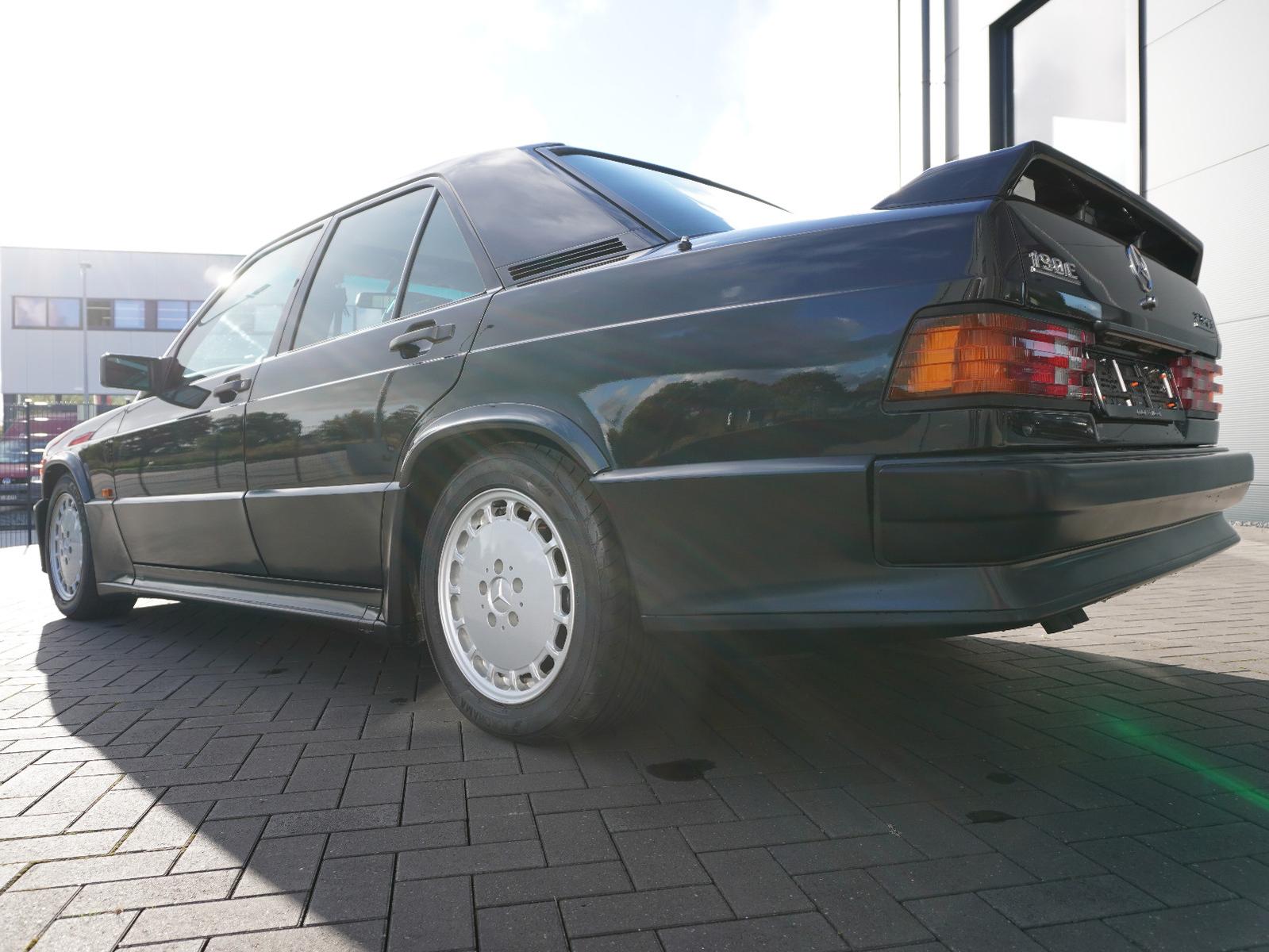 Mercedes-Benz 190 E 2,3 16 V