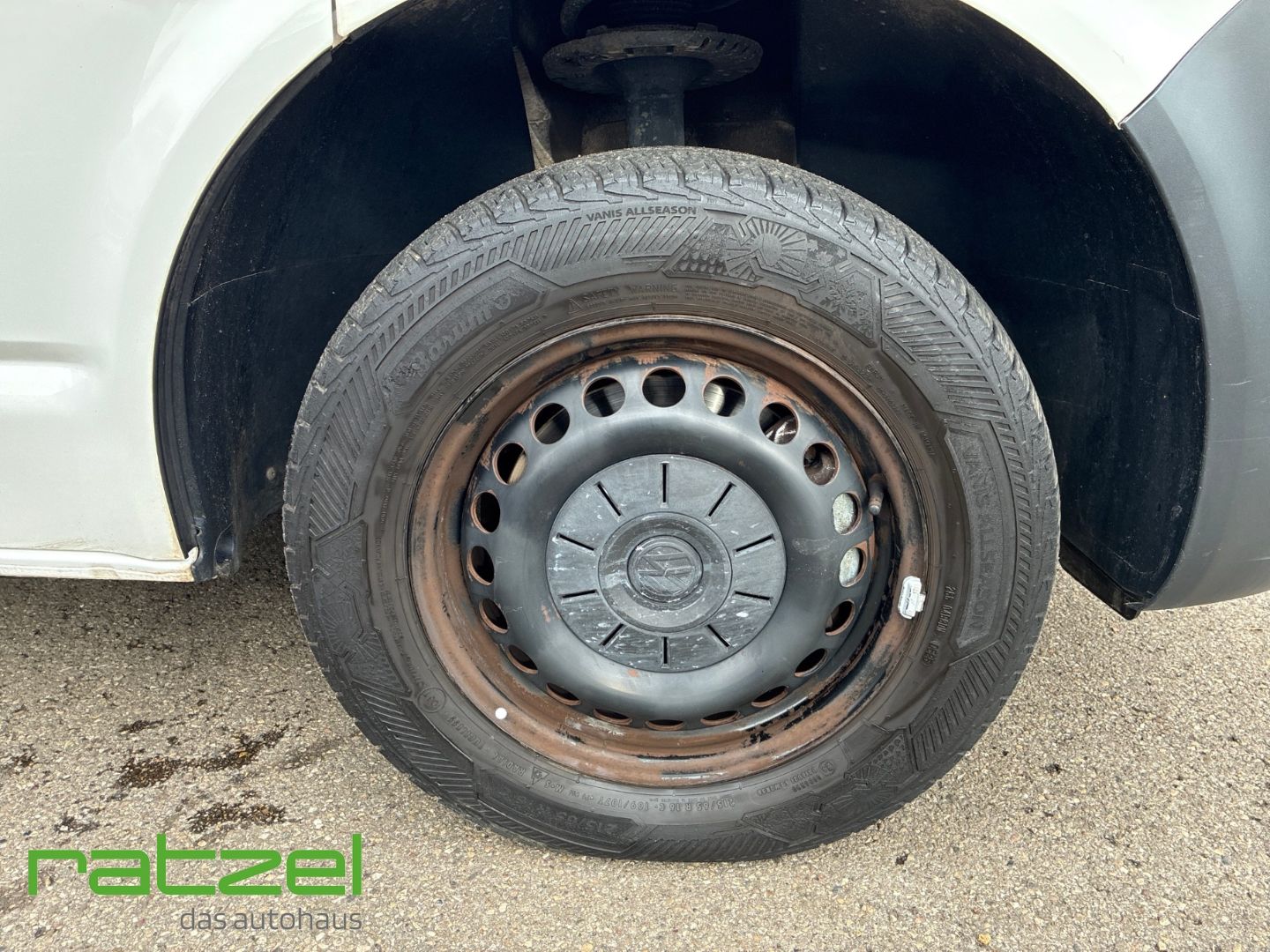 Fahrzeugabbildung Volkswagen T6.1 Kasten KR 2.0 TDI AHK DAB Parklenkass. Notb