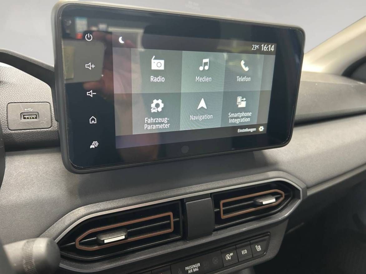 Fahrzeugabbildung Dacia Sandero Stepway Extreme+ TCe 100 ECO-G