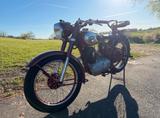 Triumph BDG 250 H Bj. 1952 - TRIUMPH VON 126 BIS 250 CCM