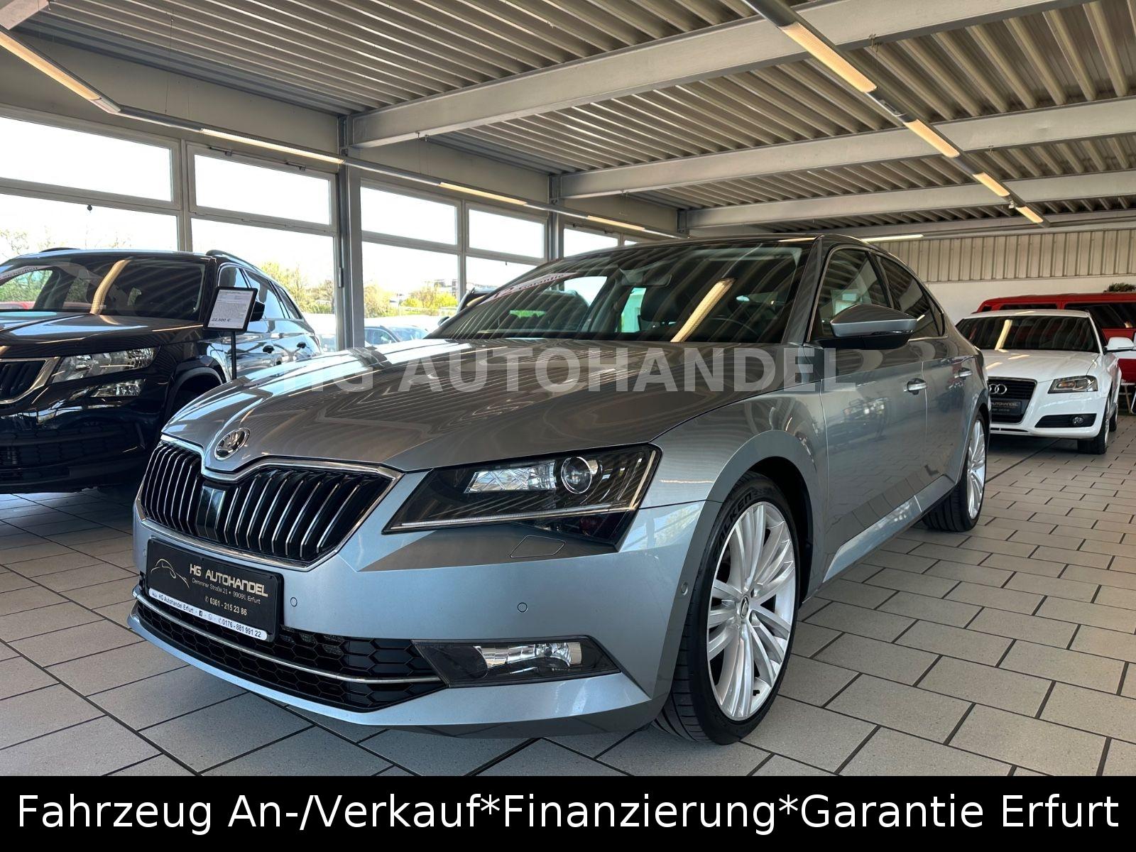 Skoda Superb Pano/Standheiz./ZR neu/Scheckheft/CarPlay