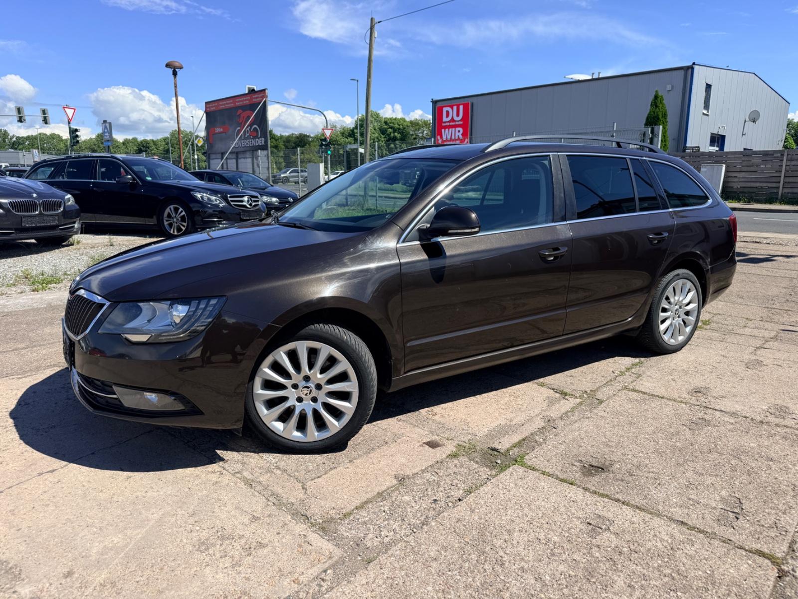 Skoda Superb Combi Exclusive Klima.Tüv Hu  09/26