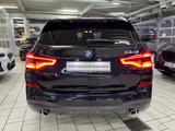 BMW X3 xDrive 20i A M Sport PDC AHK-klappbar Navi SH - BMW X3 aus 2021