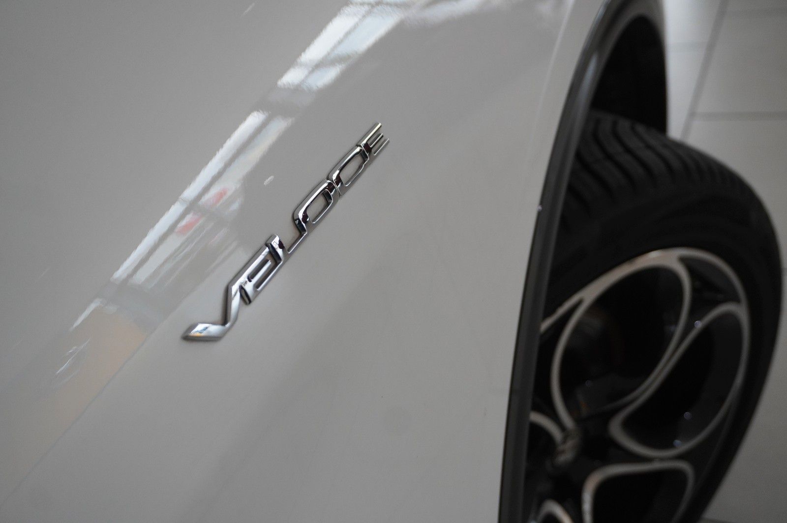 Fahrzeugabbildung Alfa Romeo Stelvio 2.2D VELOCE Q4 NAVI/LED/KAMERA/MATRIX/SH