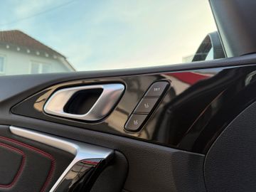 Kia ProCeed 1.6T DCT7 GT Nav Memory Glasdach Kamera