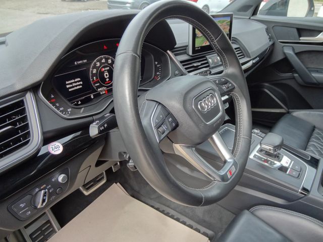 Fahrzeugabbildung Audi SQ5 3.0 TFSI quattro/Pano/StH/Raute/HUD/Kam/AHK/