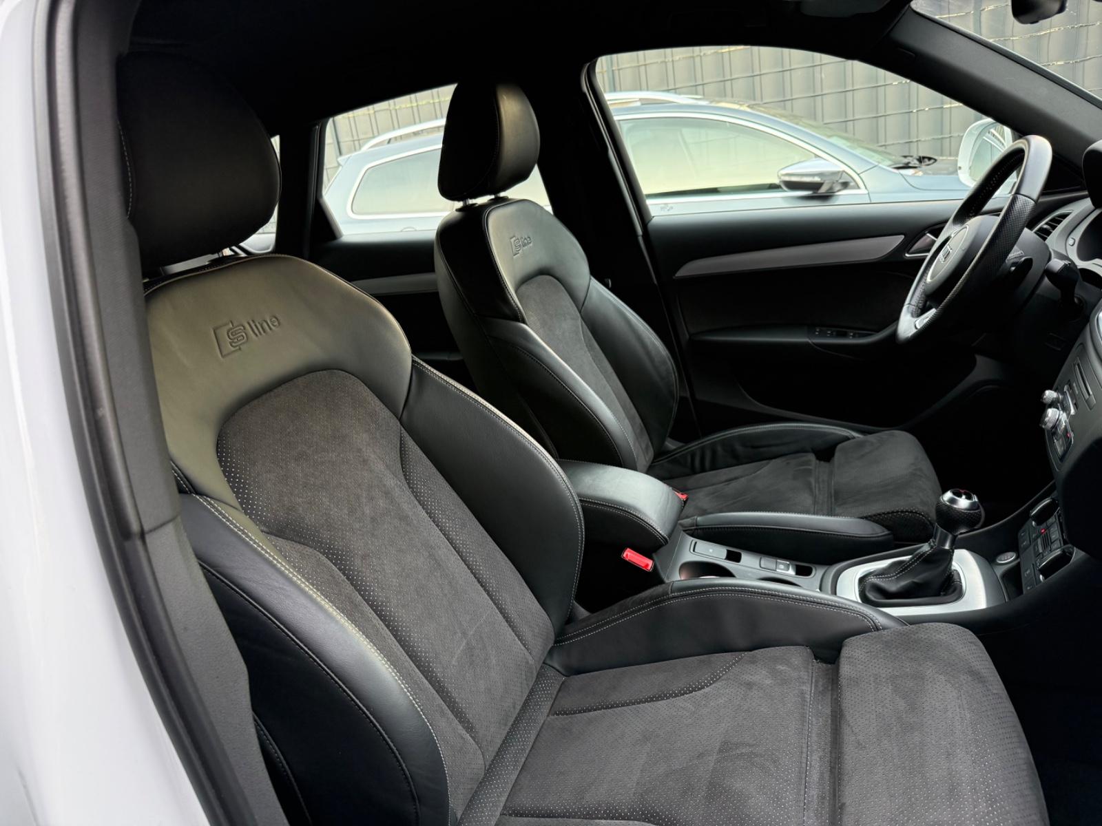 Audi Q3 sport quattro S-Line Sport S-tronic