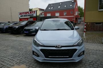 Fahrzeugabbildung Hyundai i20 Select aus 1. Hand