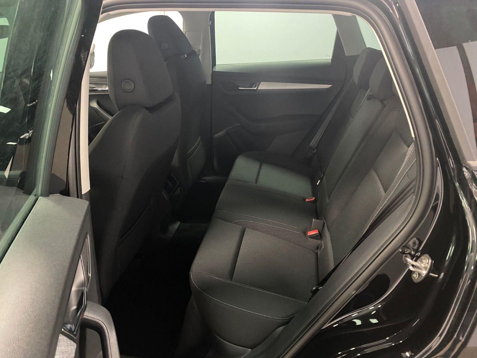 Fahrzeugabbildung SKODA Karoq 1.5 TSI DSG+Garantie 2030 oder 100tKM+NAVI