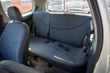 Fahrzeugabbildung Toyota Yaris 1.0 1.HANDKLIMA|SERVO|ELEKTR.FENSTERHEBER