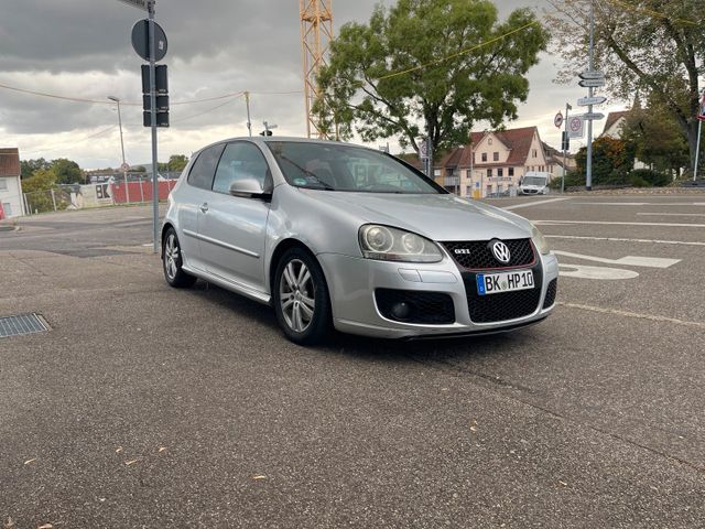 Volkswagen Golf 5 GTI 2.0 2004