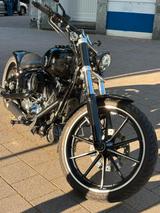 Harley-Davidson Breakout FXSB 103 - HARLEY-DAVIDSON BENZIN CHOPPER FXS
