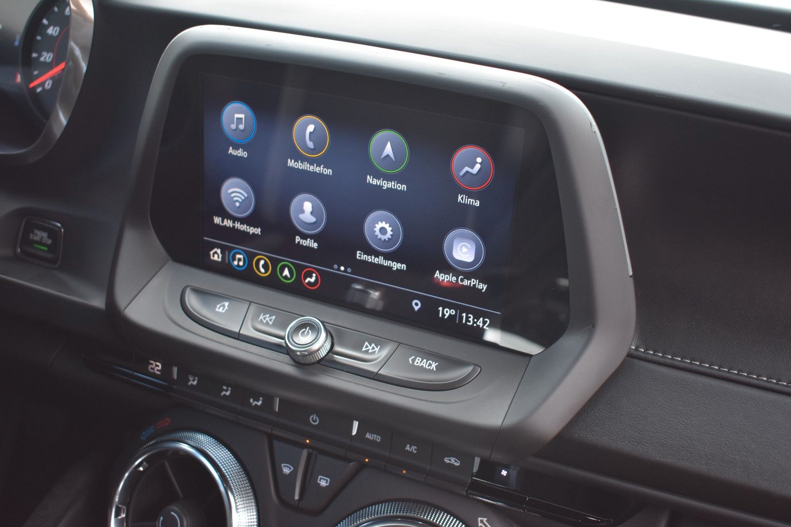 Fahrzeugabbildung Chevrolet Camaro SS Coupé ZL1 Sport HUD Alcantara