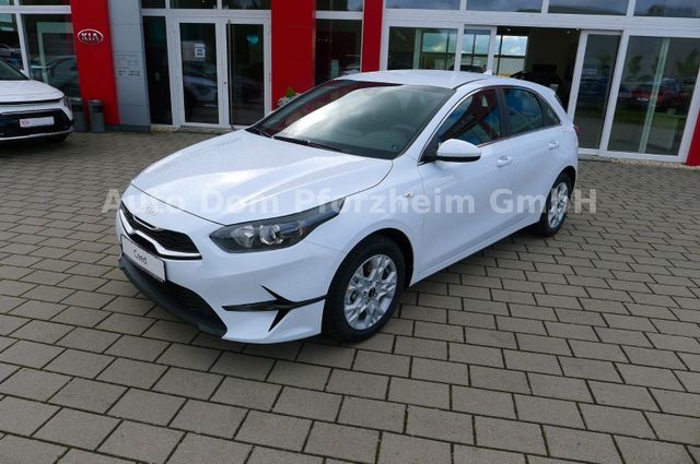 Kia Ceed 1.5T 140 Vision / Komfort+/ Navi