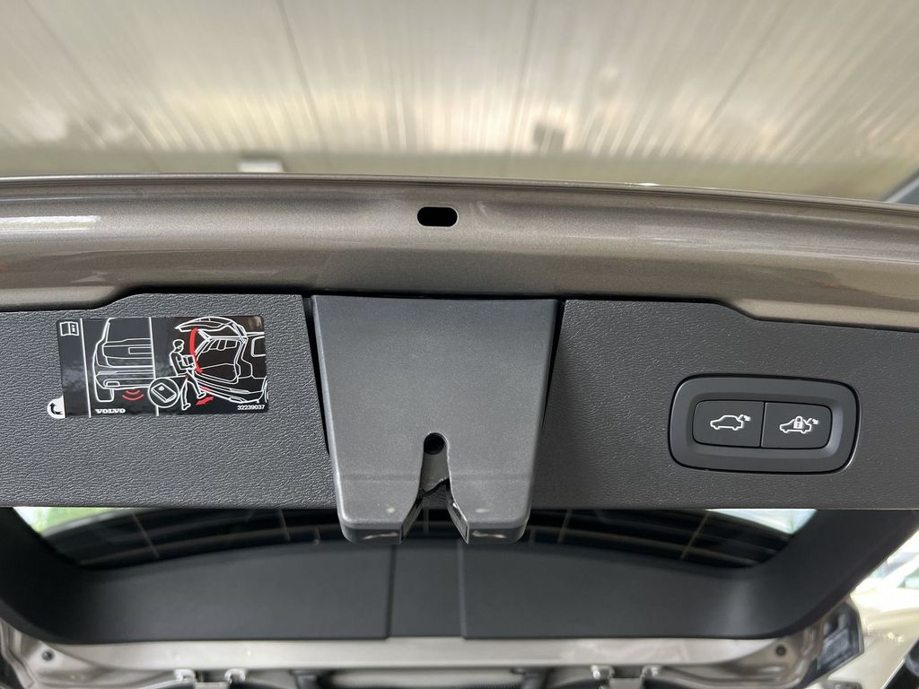 Volvo V60 Cross Country V60 CC B5 Pro AWD ACC BLIS Kamera Leder WinterPk