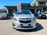 Chevrolet Spark 1.0 - silberne Chevrolet Spark