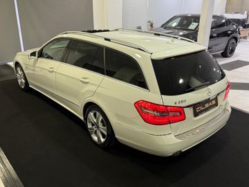 Mercedes E 200 - 9