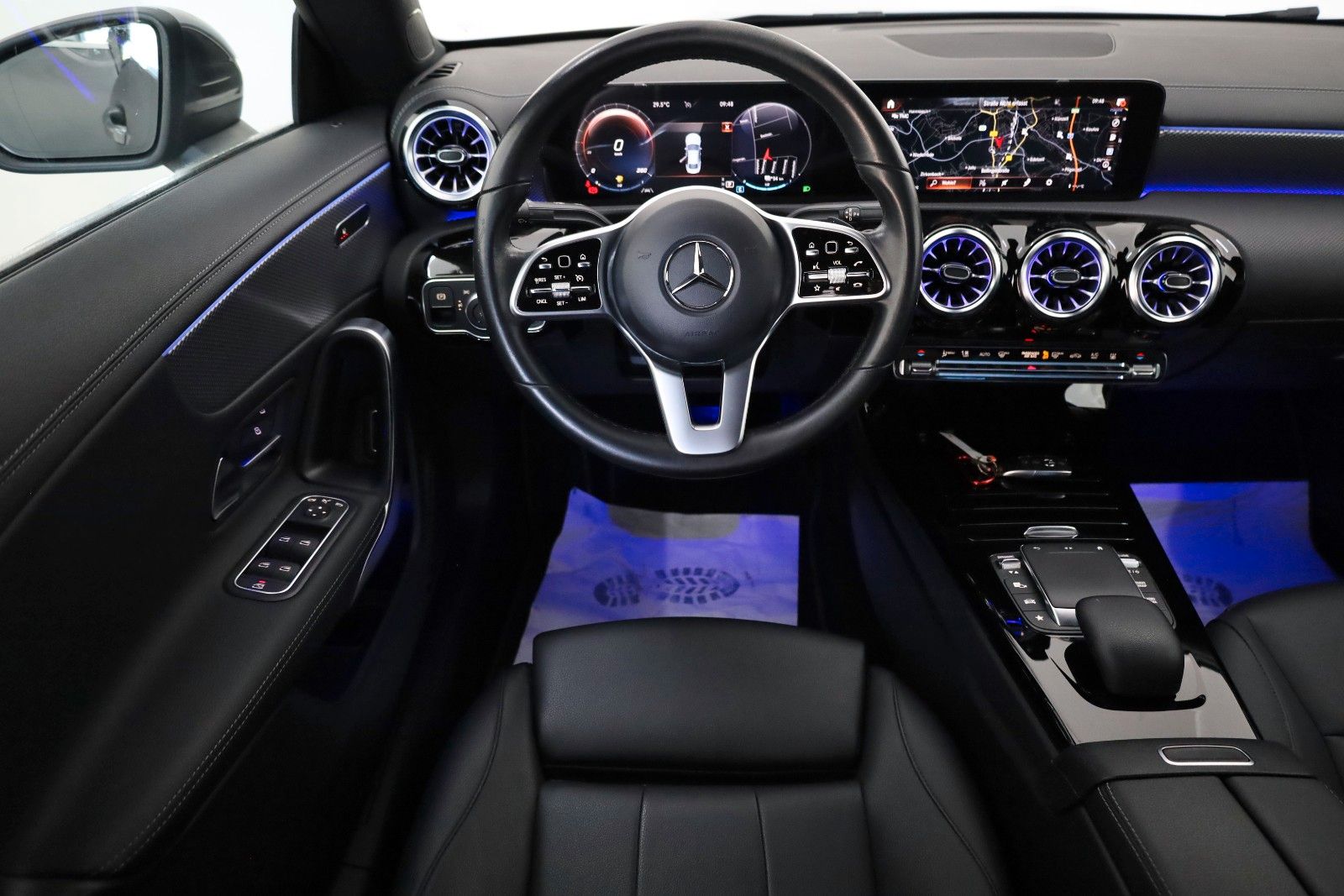 Fahrzeugabbildung Mercedes-Benz CLA 250e Coupe,Progressive,Leder,Navi,SH,Kamera
