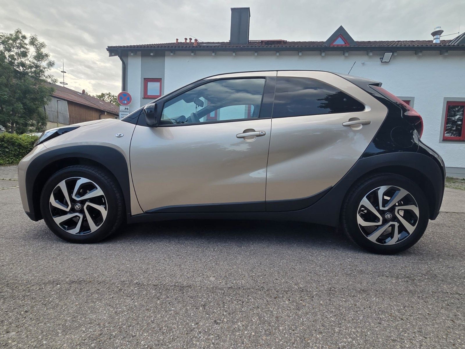 TOYOTA Aygo