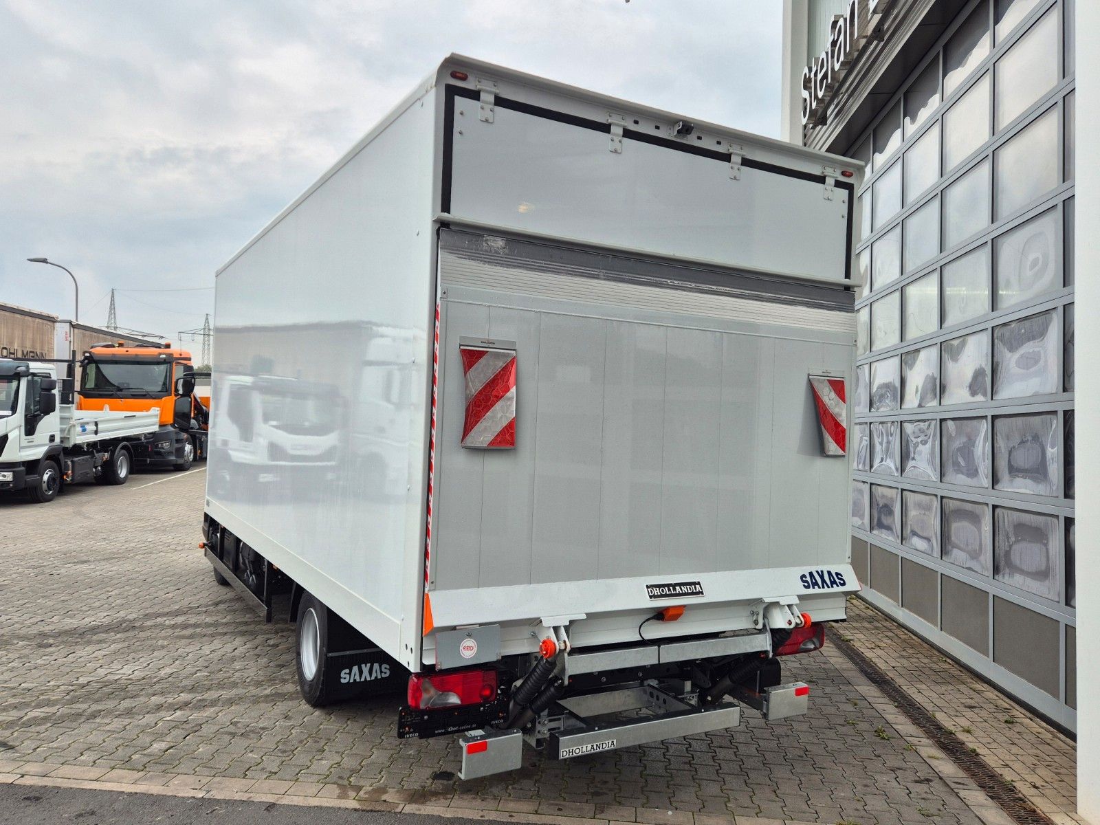 Fahrzeugabbildung Iveco Eurocargo ML75E21/P LBW 3 Sitze Klima
