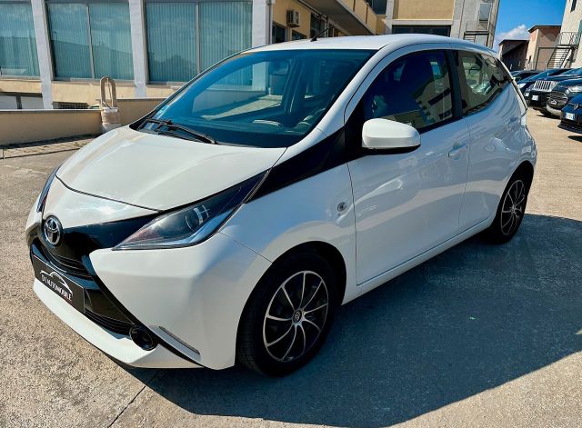 TOYOTA Aygo
