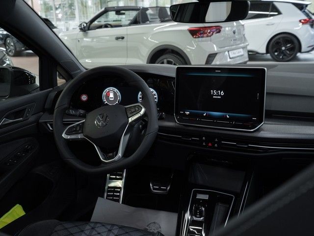 Golf VIII Variant R-Line eTSI DSG Black-Style Pa