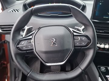 Peugeot 5008 Allure Pack 1.2 136 Kam.+KeyLess+LED+Navi