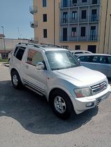Mitsubishi Pajero 3.2 3p. GLX Camb. Automatico - gebrauchte Mitsubishi Pajero aus dem Jahr 2002