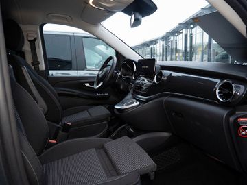 Mercedes V 250 - 5