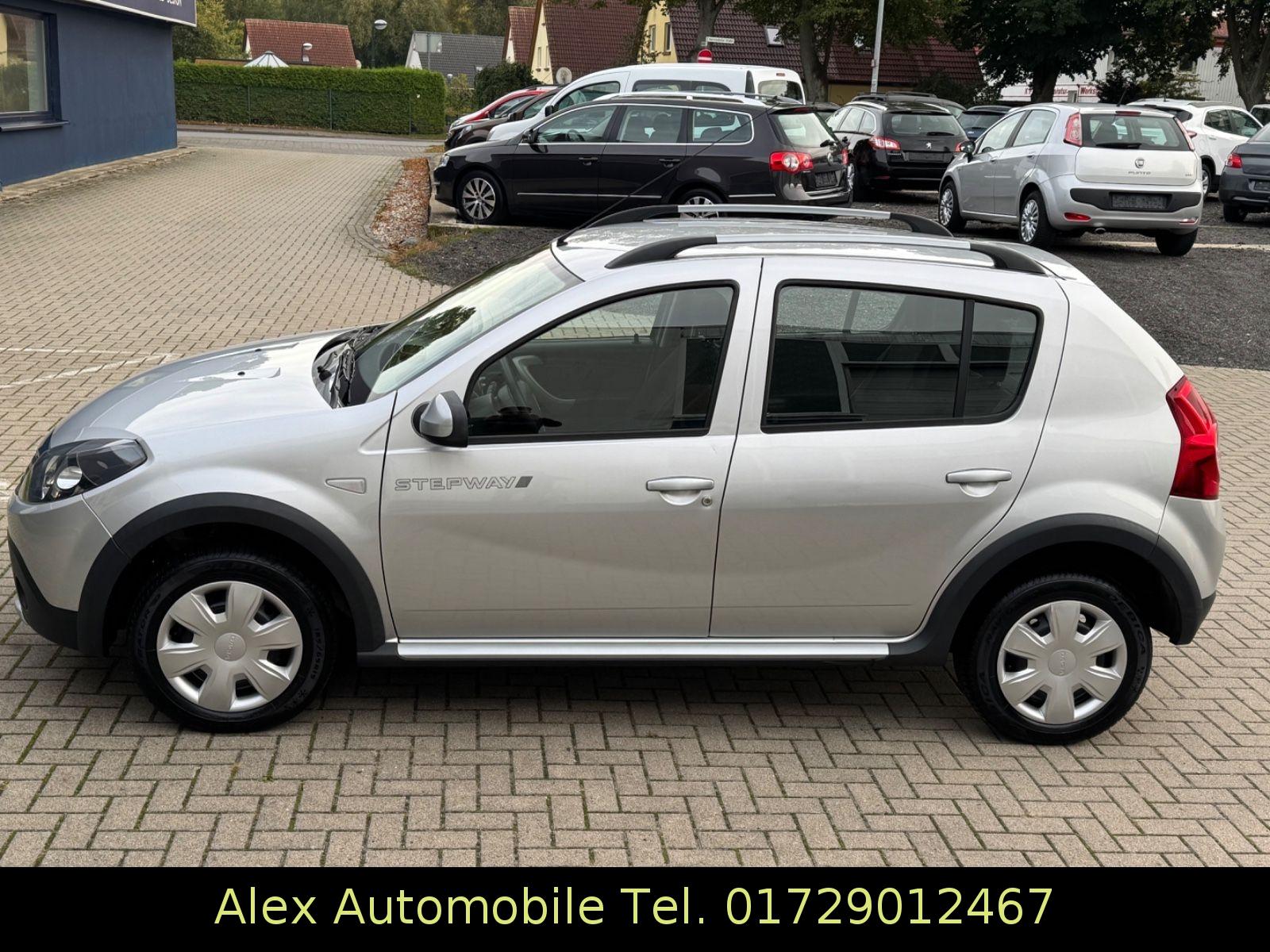 Dacia Sandero 2011 — photo 20