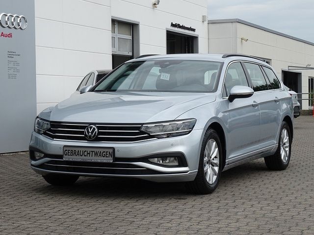 Passat Variant 2.0 TDI DSG Business - LED / Navi