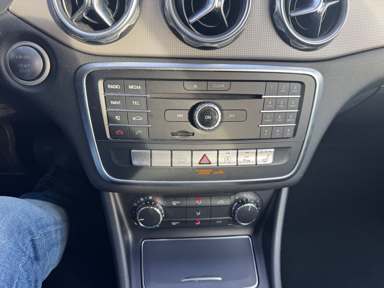 Fahrzeugabbildung Mercedes-Benz GLA 200 Leder+Navi+Kamera+Bluetooth