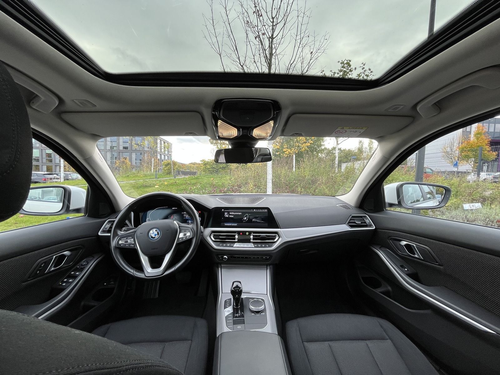 BMW 330 e Advantage | Navi | DAB | LED |Sitzheizung foto 10