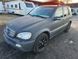 Mercedes-Benz ML 270 CDI Inspiration**LEDER**XENON**NAVI** - Mercedes-Benz ML 270: Cdi Inspiration