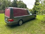 Mercedes-Benz Bestattungswagen (2 - Sargsystem) - gebrauchte Mercedes-Benz E-Klasse aus dem Jahr 2007