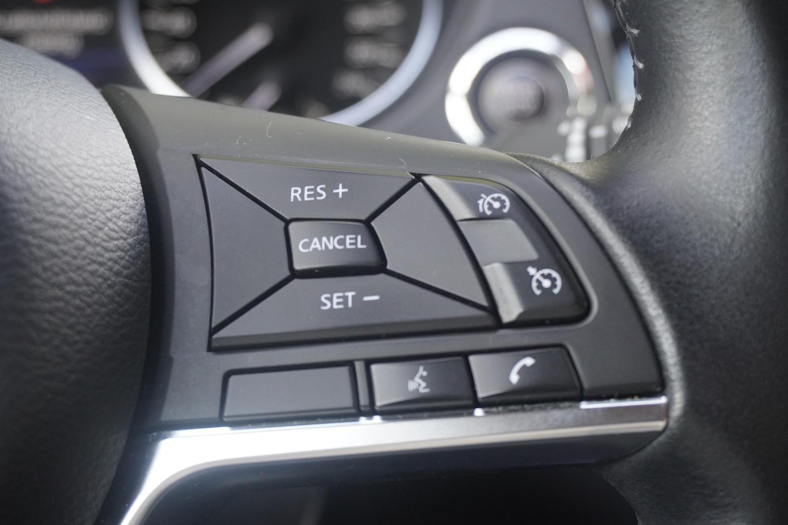Nissan Qashqai 1.3 Acenta Navi Tempomat 360° Kamera PDC