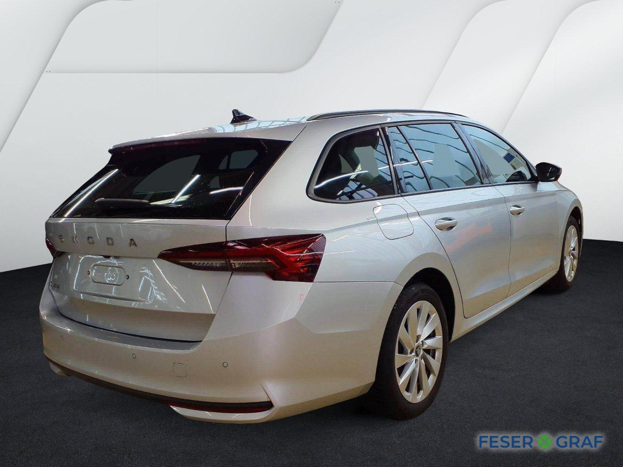 Skoda Octavia Combi 1.5 TSI Selection DSG Matrix Pano