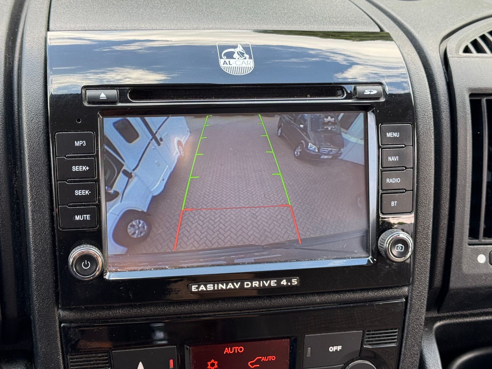 Fahrzeugabbildung Pössl 540 ROADCAMP R NAVI KAMERA RAUMBAD 1.HAND