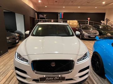 Jaguar F-Pace - 2