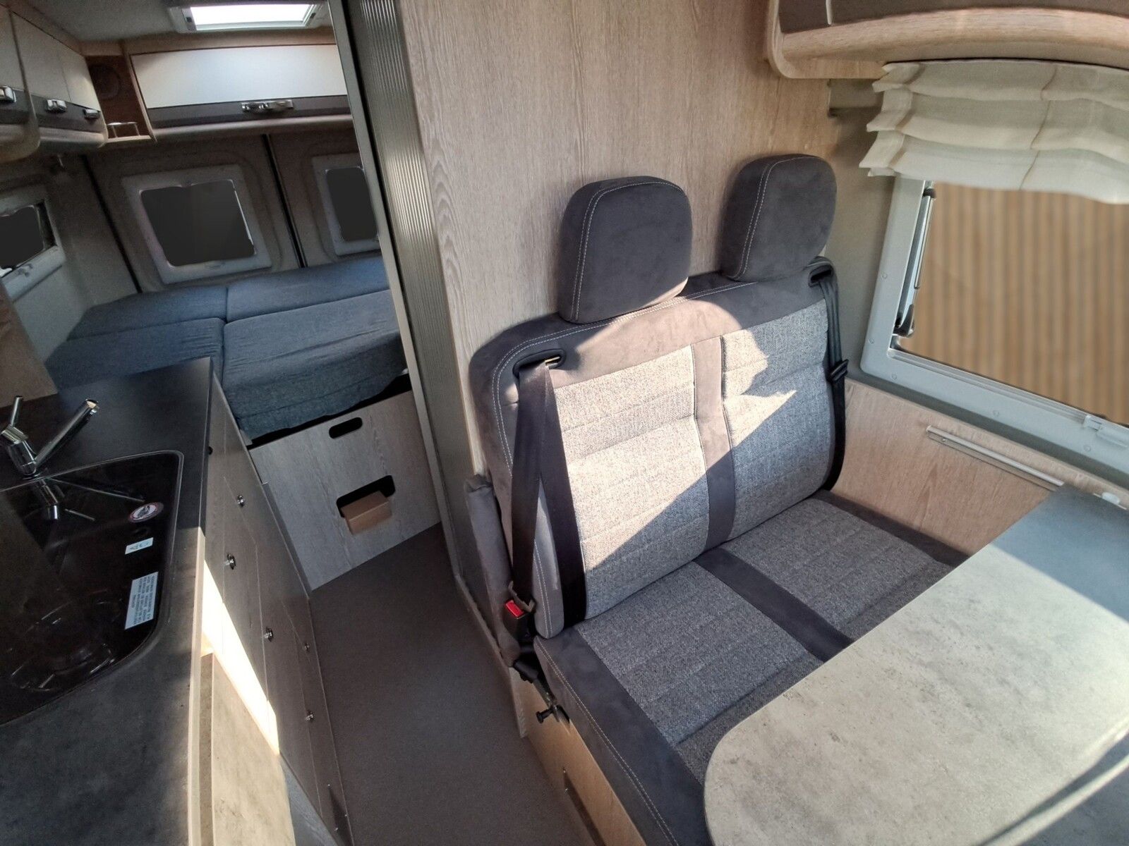 Fahrzeugabbildung Pössl Summit 600 Fiat 180 PS Mark./AHK/Navi/Solar