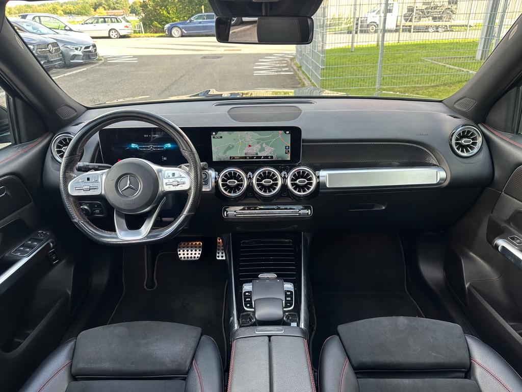 Mercedes-Benz GLB 200