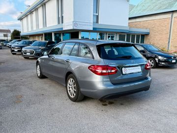 Mercedes C 200 - 5