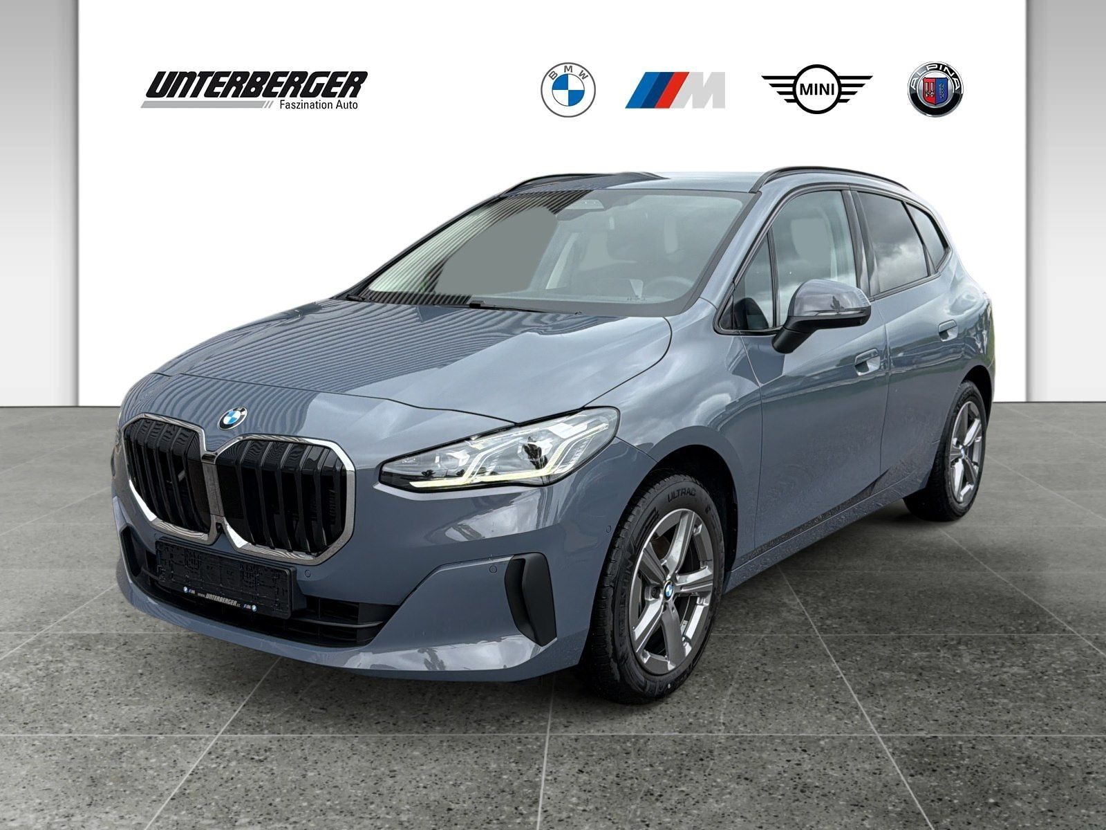 BMW 220i Active Tourer HUD HiFi AHK