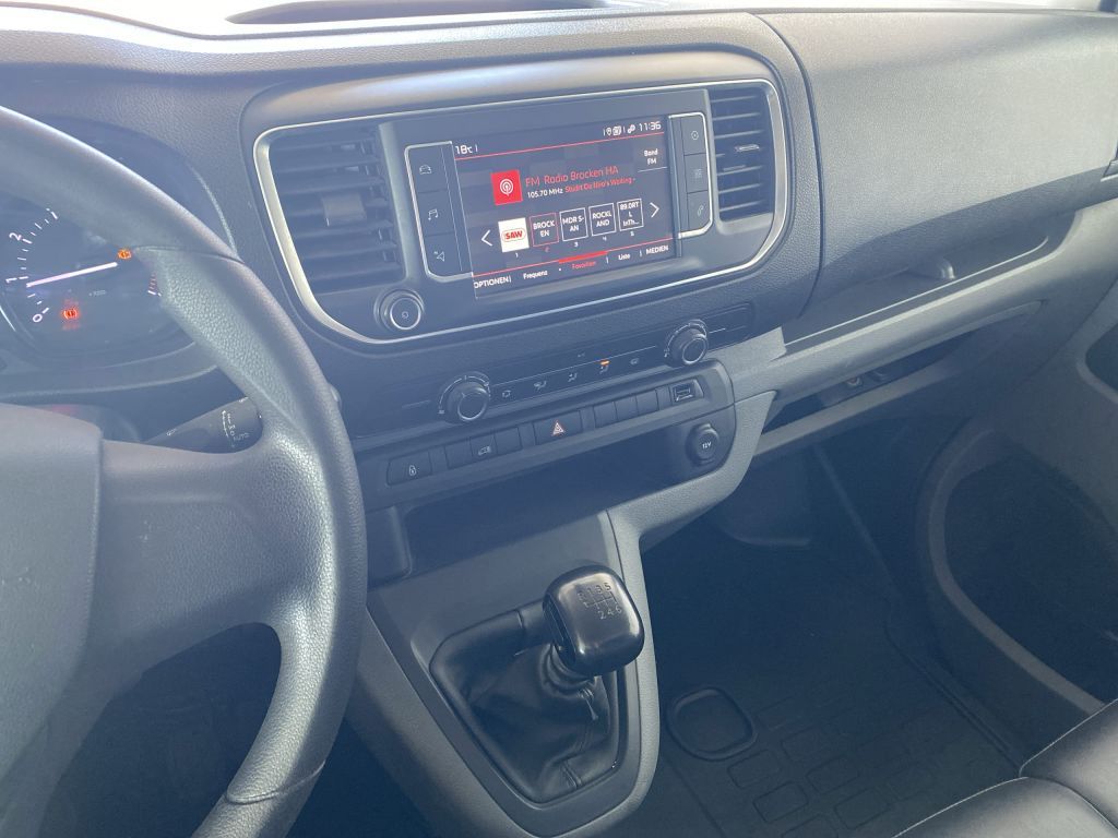 Fahrzeugabbildung Citroën Jumpy M BlueHDi 145 Club *NAVI*Rückfahrkamera*