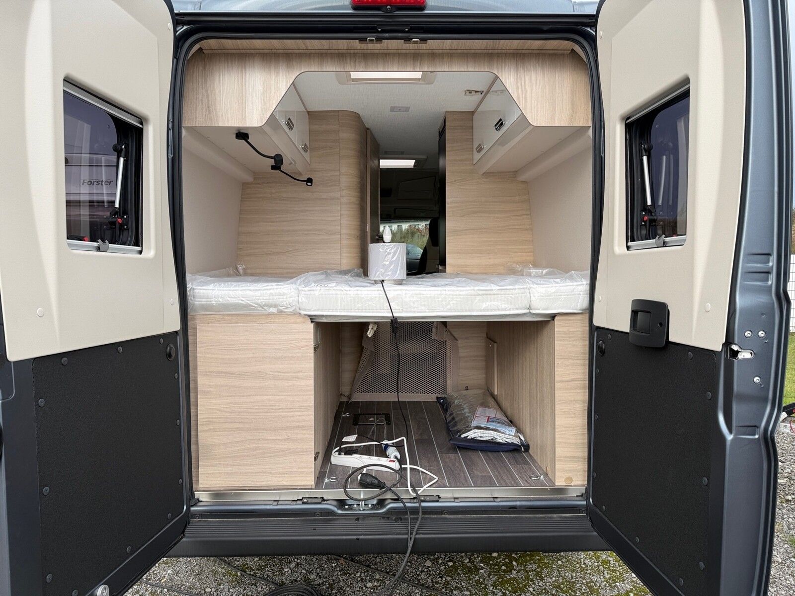 Fahrzeugabbildung Forster Vantasy FV599HB Autom.140PS Diesel Heizung
