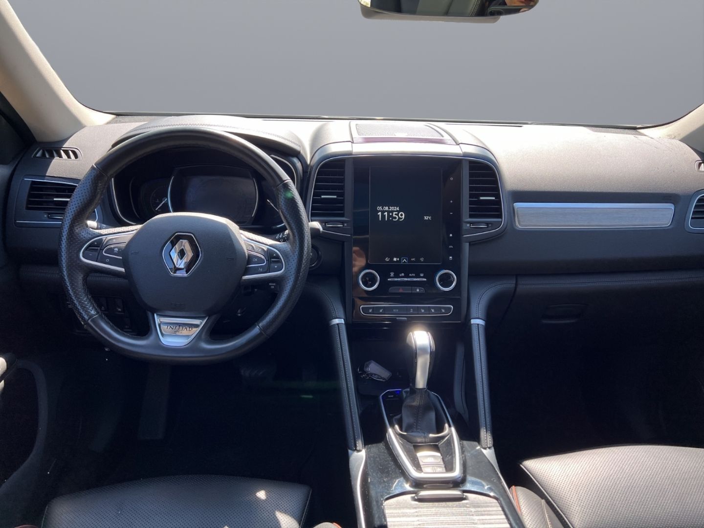 Fahrzeugabbildung Renault Koleos Initiale Paris 4x4 2.0 BLUE dCi 185 FAP E