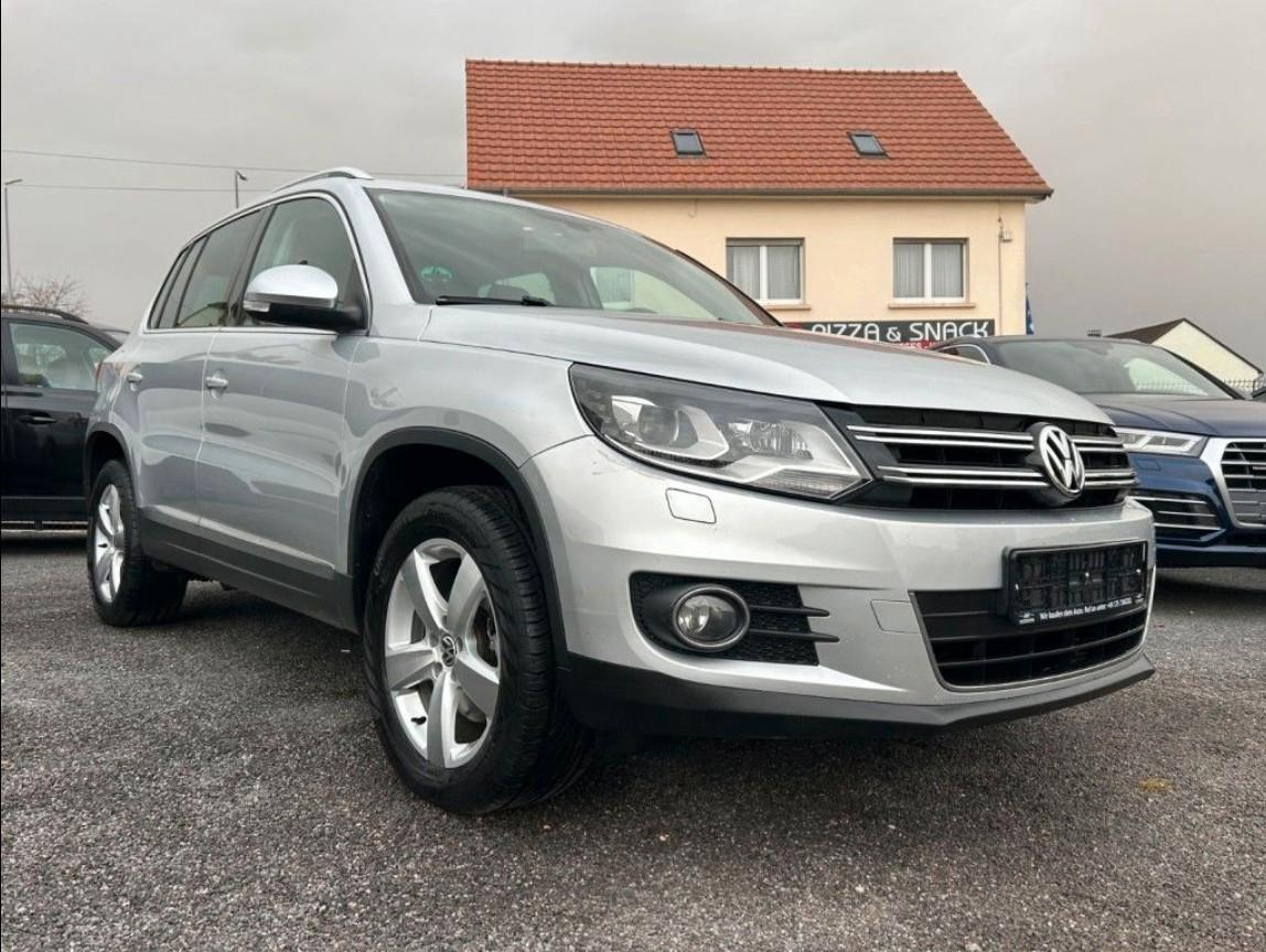 Volkswagen Tiguan SPORT & STYLE 4MOTION DSG + KAMERA + AHK