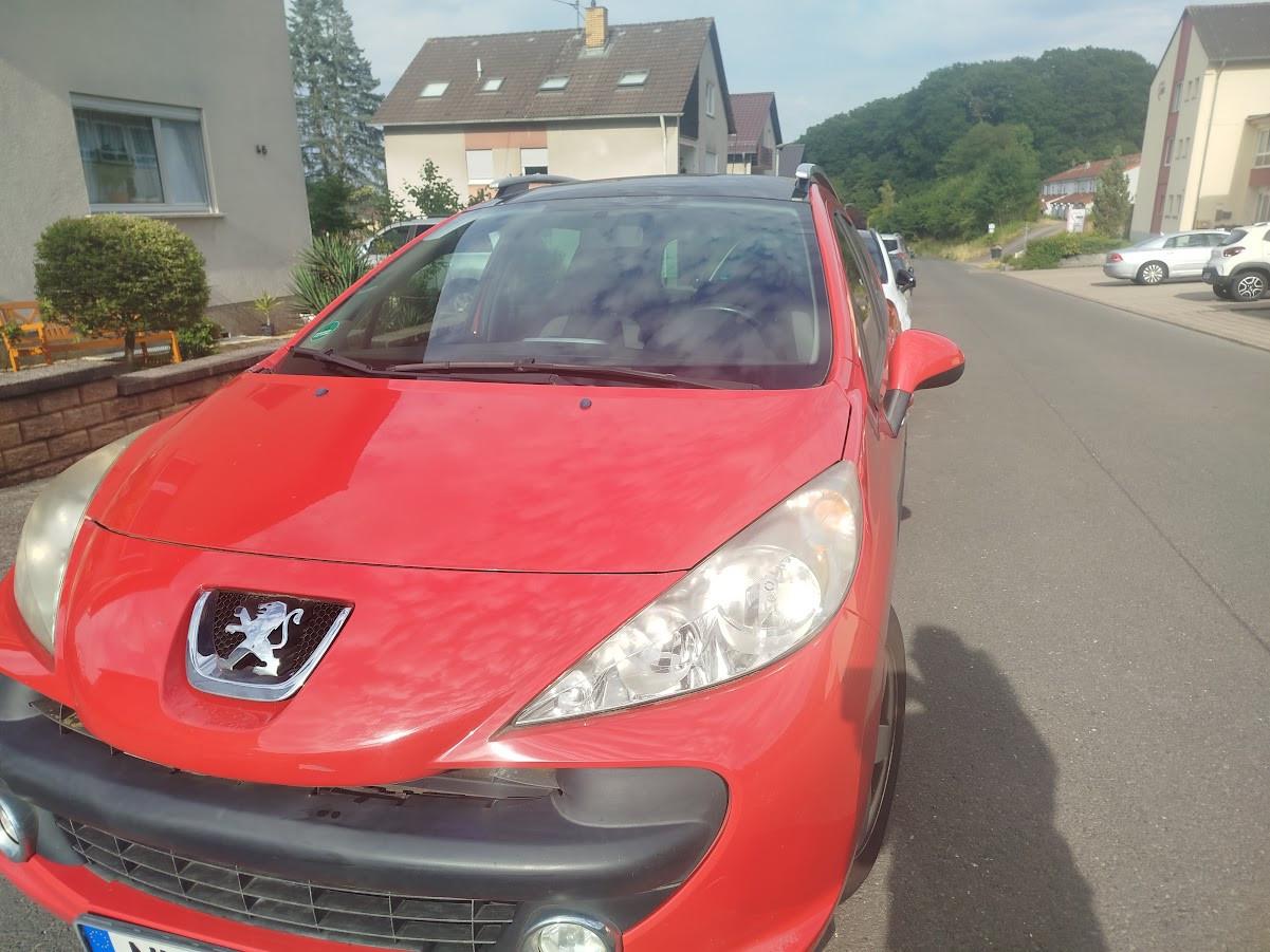 Peugeot 207 2009 — photo 12