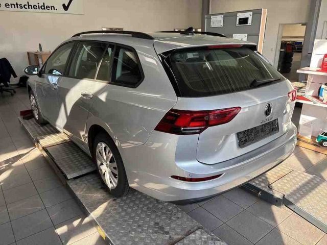 Golf VIII Variant Life 2.0 TDI Navi*ACC*LED