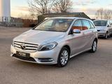 Mercedes-Benz B 180 *Automatik* AHK / Klima / SHZ / Service / - Mercedes-Benz Se